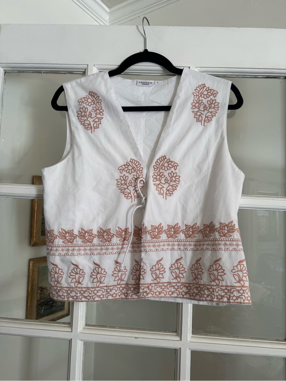 CHAKERIS Charleston White Embroidered Cotton open front vest small